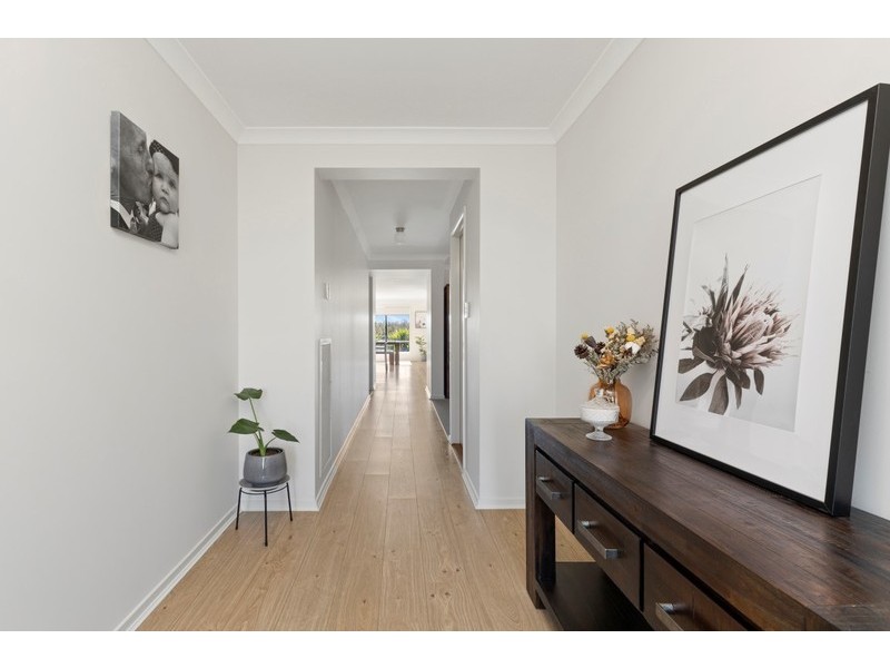 24 Paperbark Drive, Forest Hill NSW 2651