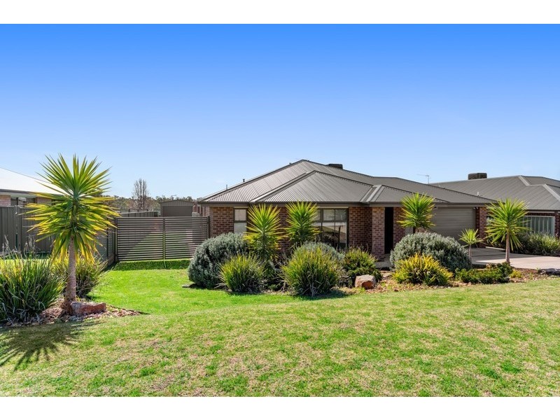 24 Paperbark Drive, Forest Hill NSW 2651
