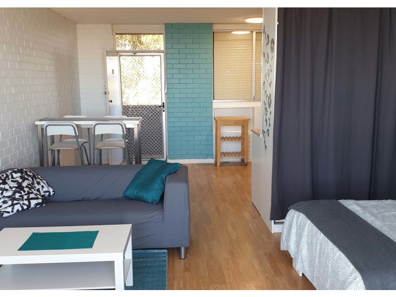 64/21 Harvest Road, North Fremantle WA 6159