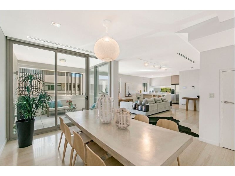 23 Ocean Drive, North Coogee WA 6163