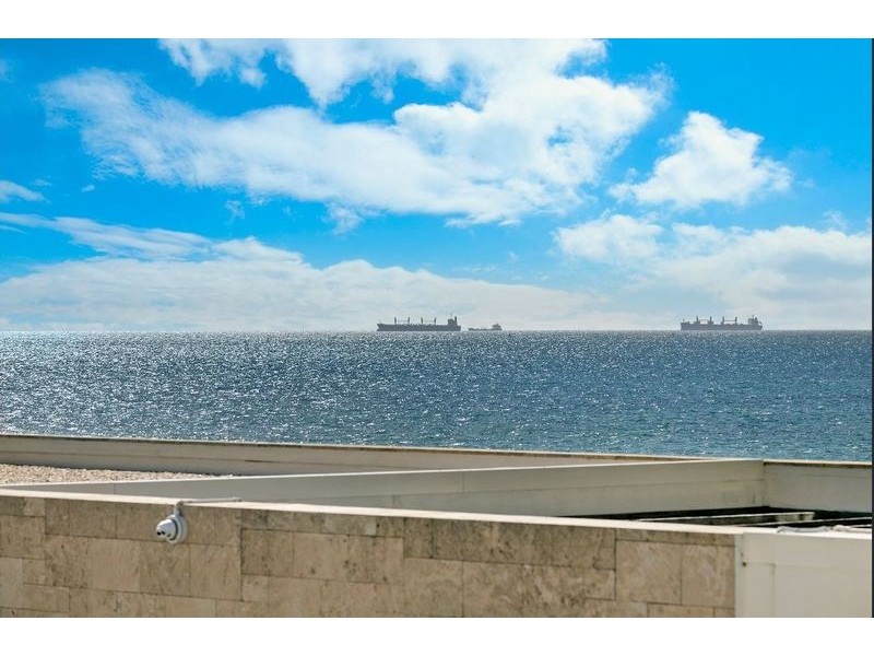 23 Ocean Drive, North Coogee WA 6163