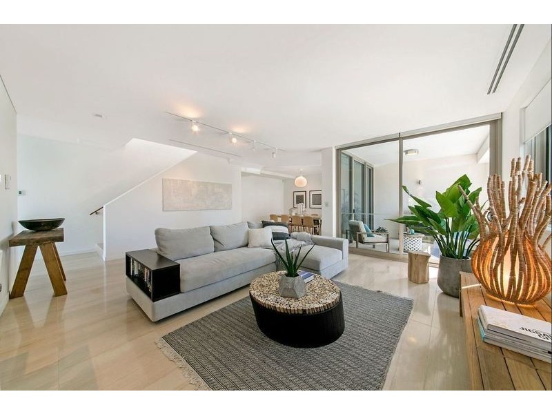 23 Ocean Drive, North Coogee WA 6163