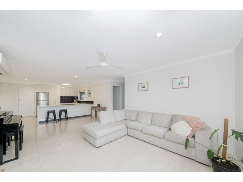 1 Northwest Crescent, Cranbrook QLD 4814