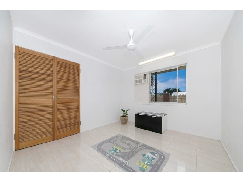 1 Northwest Crescent, Cranbrook QLD 4814