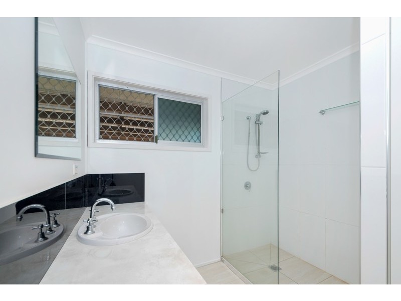 1 Northwest Crescent, Cranbrook QLD 4814