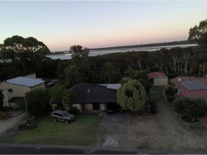 6 Orchard Place, Myalup WA 6220