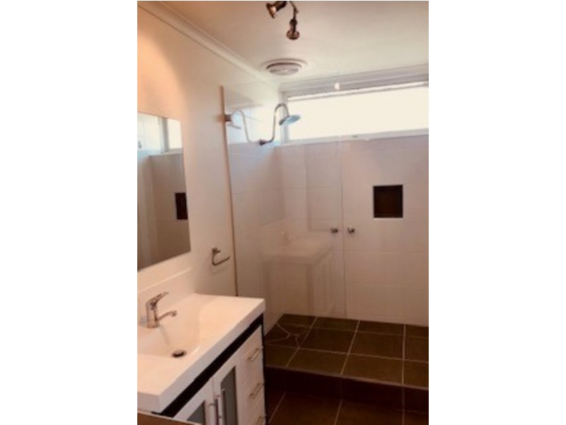 11/9 Wilton Grove, Elwood VIC 3184