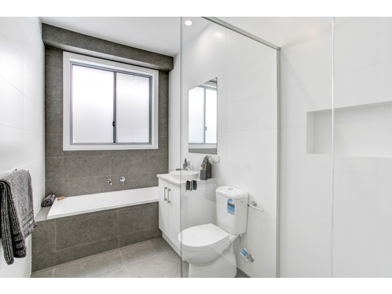 6a Lynore Road, Ridgehaven SA 5097