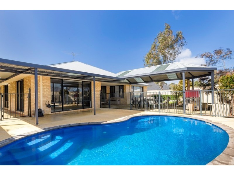 20 Verona Street, Hocking WA 6065