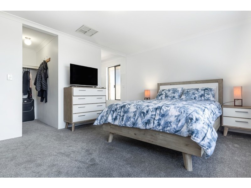 20 Verona Street, Hocking WA 6065