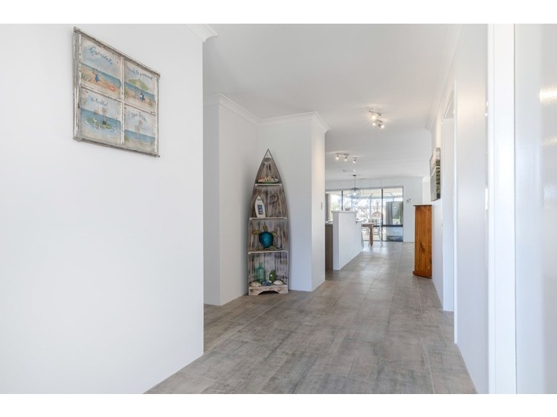 20 Verona Street, Hocking WA 6065