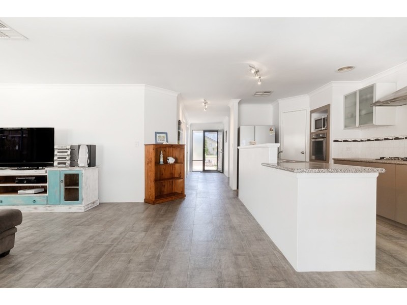 20 Verona Street, Hocking WA 6065