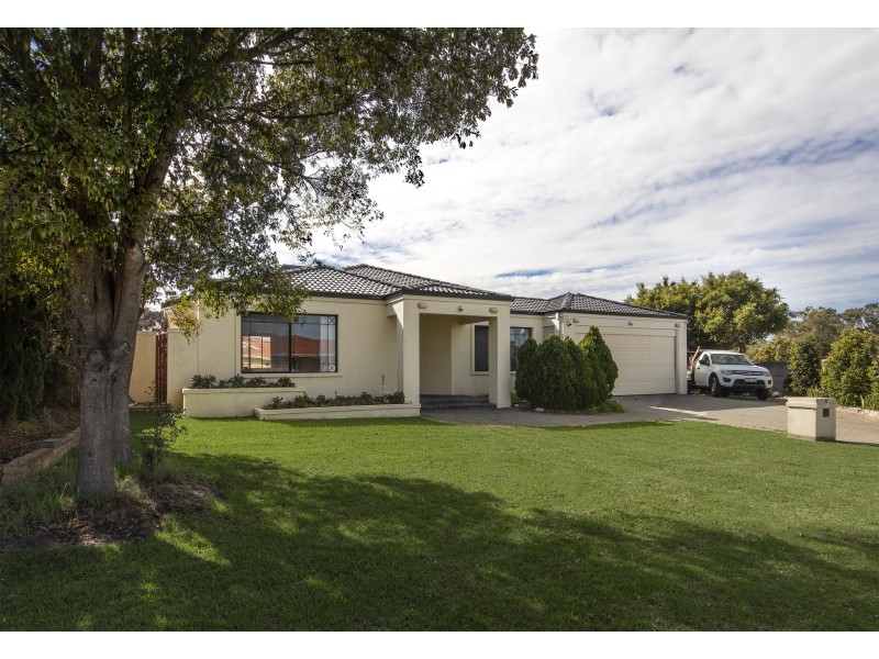 12 Atlantic Boulevard, Canning Vale WA 6155