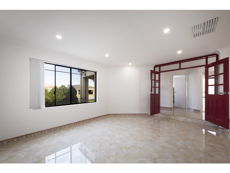 12 Atlantic Boulevard, Canning Vale WA 6155