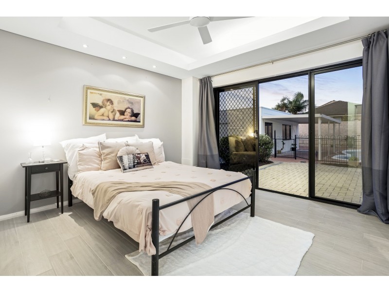29 Long Beach Promenade, Mindarie WA 6030