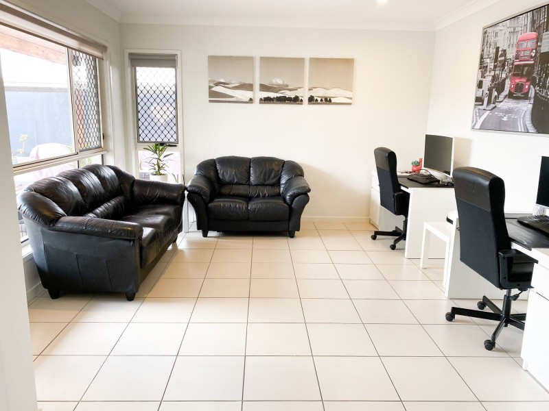 61 Ellenborough Avenue, Ormeau Hills QLD 4208