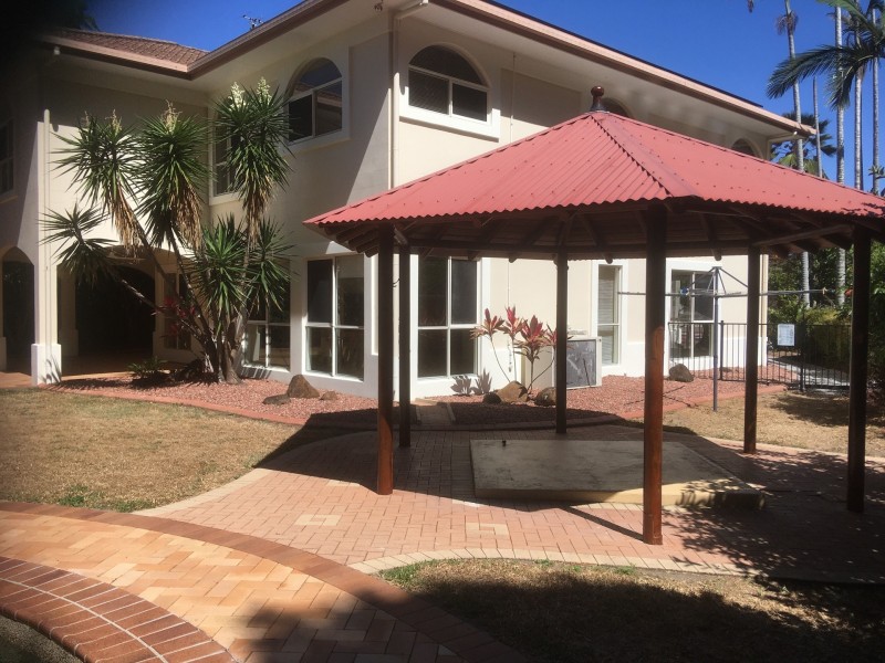9 Whitehaven Court, Clifton Beach QLD 4879