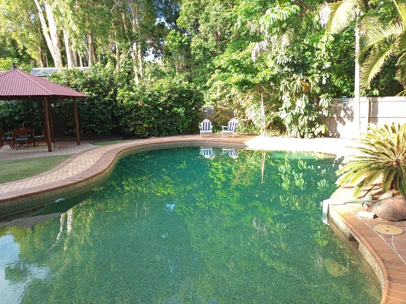 9 Whitehaven Court, Clifton Beach QLD 4879