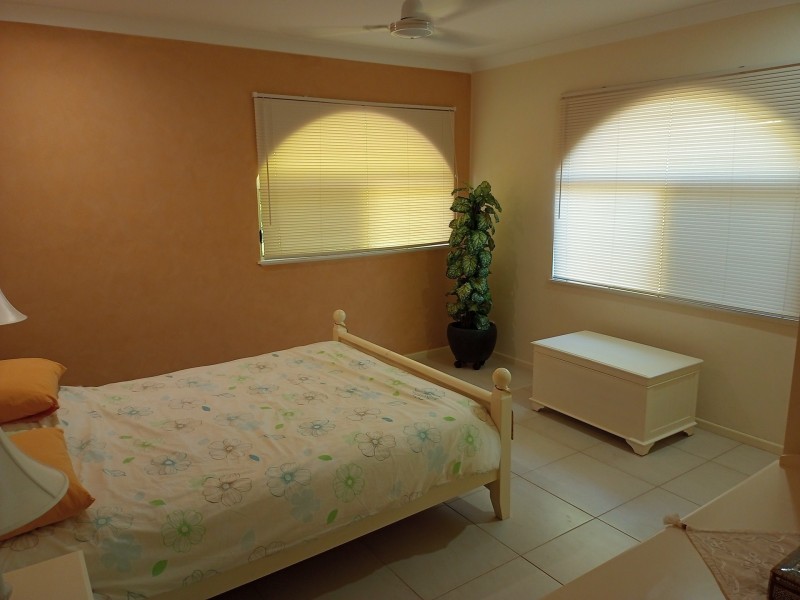 9 Whitehaven Court, Clifton Beach QLD 4879