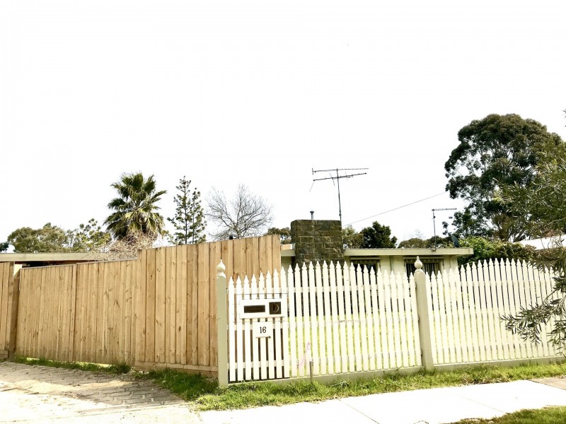 1/16 Mount Barron Street, Balnarring VIC 3926