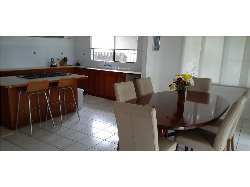 3 Bellbird St, Bayview Heights QLD 4868