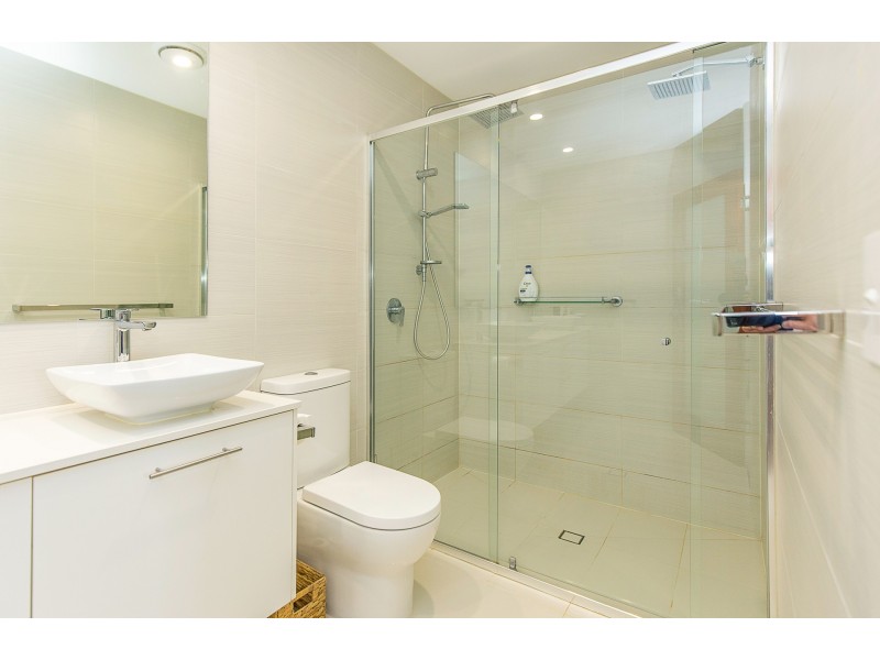 1/2248 Gold Coast Highway, Mermaid Beach QLD 4218