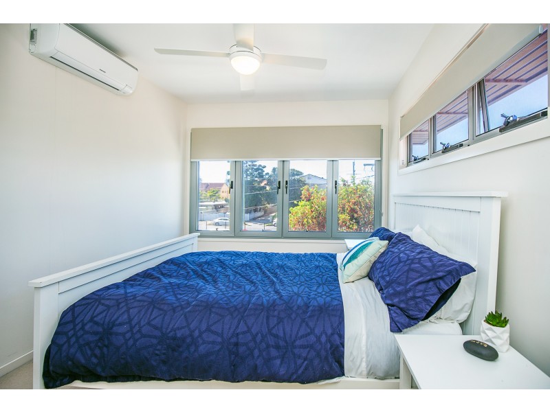 1/2248 Gold Coast Highway, Mermaid Beach QLD 4218