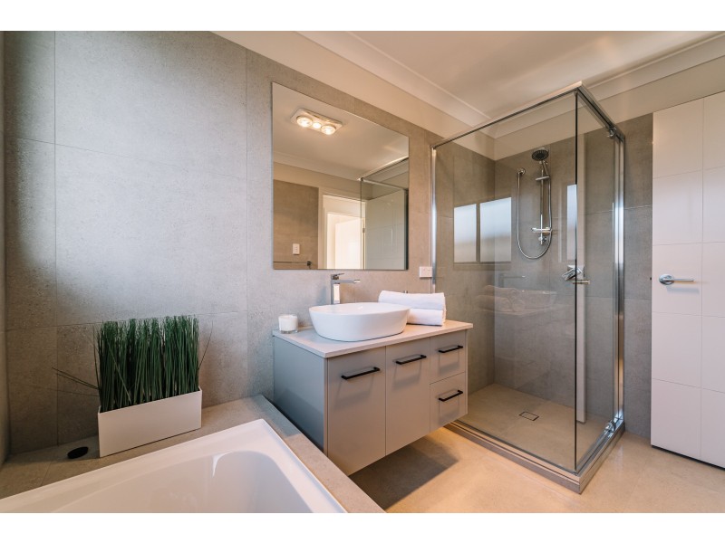 322 Waller Road, Park Ridge QLD 4125