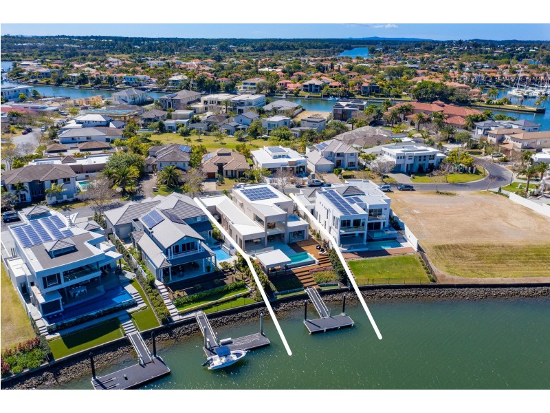 2632 Virginia Drive, Hope Island QLD 4212