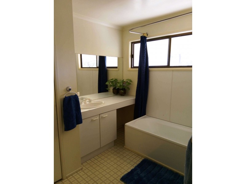 299 Drinan Rd, Drinan QLD 4671