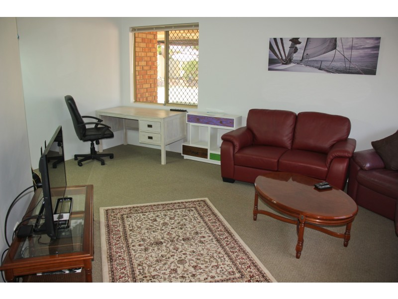 16 Rand Avenue, Waikiki WA 6169