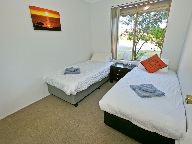 16 Rand Avenue, Waikiki WA 6169