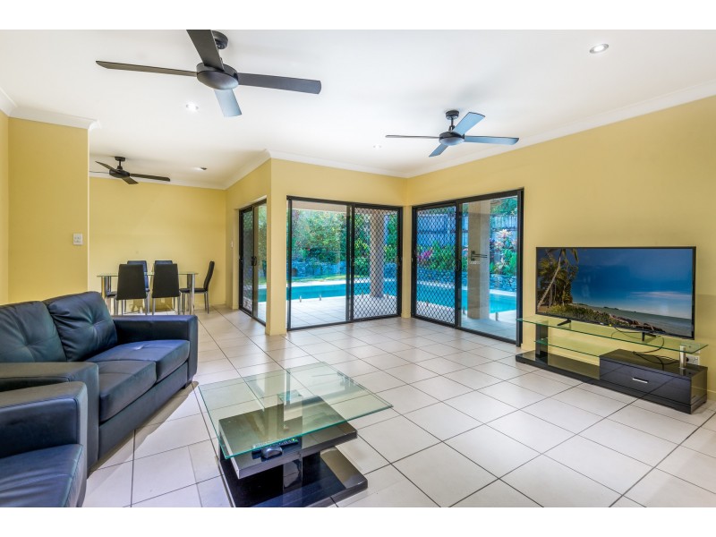 5 Helix Close, Clifton Beach QLD 4879