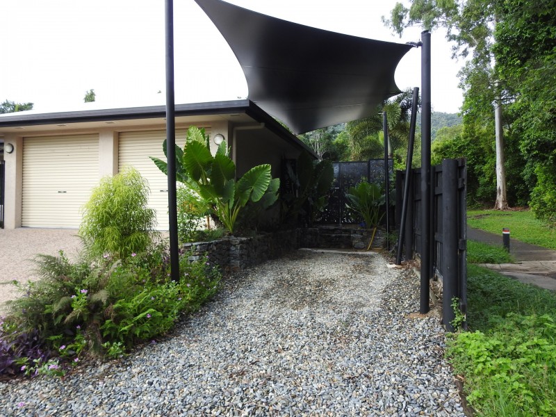 5 Helix Close, Clifton Beach QLD 4879