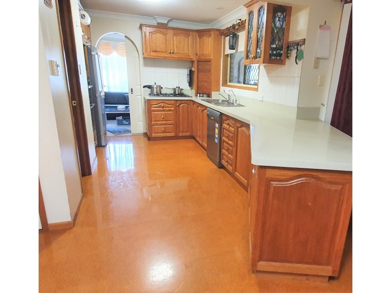 2 Gouldson Drive, Kearneys Spring QLD 4350