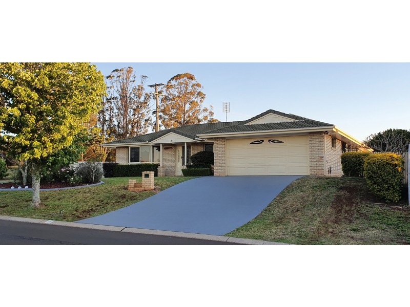 2 Gouldson Drive, Kearneys Spring QLD 4350
