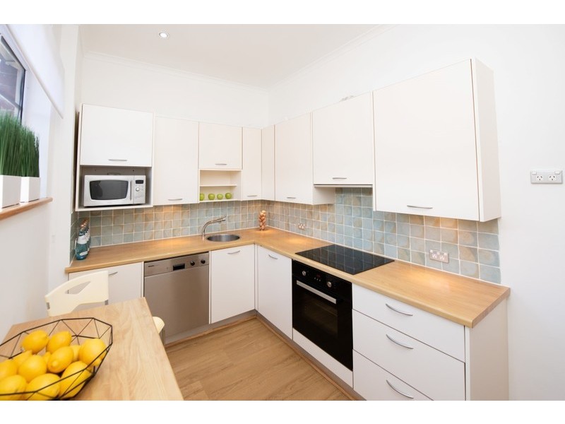 17/18a Ewart Street, Marrickville NSW 2204