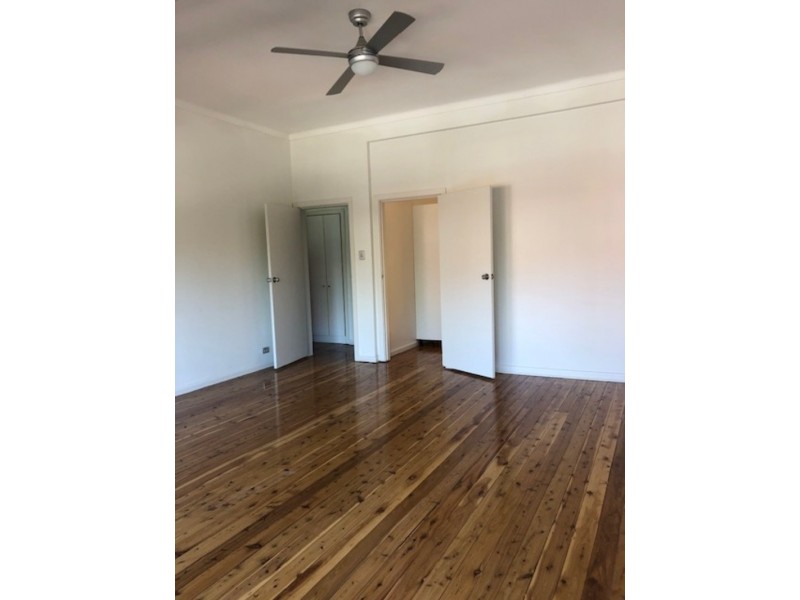 2/10 Glenwood Avenue, Coogee NSW 2034