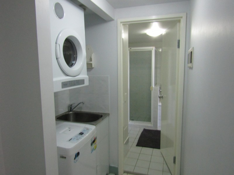 807/32 Surf Parade, Broadbeach QLD 4218