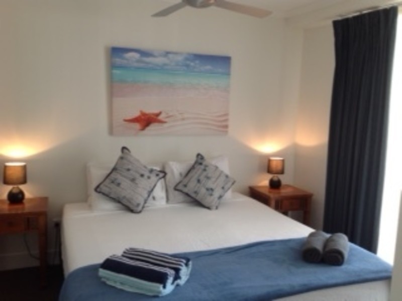 807/32 Surf Parade, Broadbeach QLD 4218