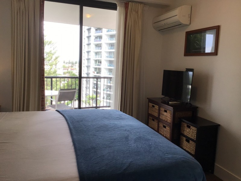 807/32 Surf Parade, Broadbeach QLD 4218
