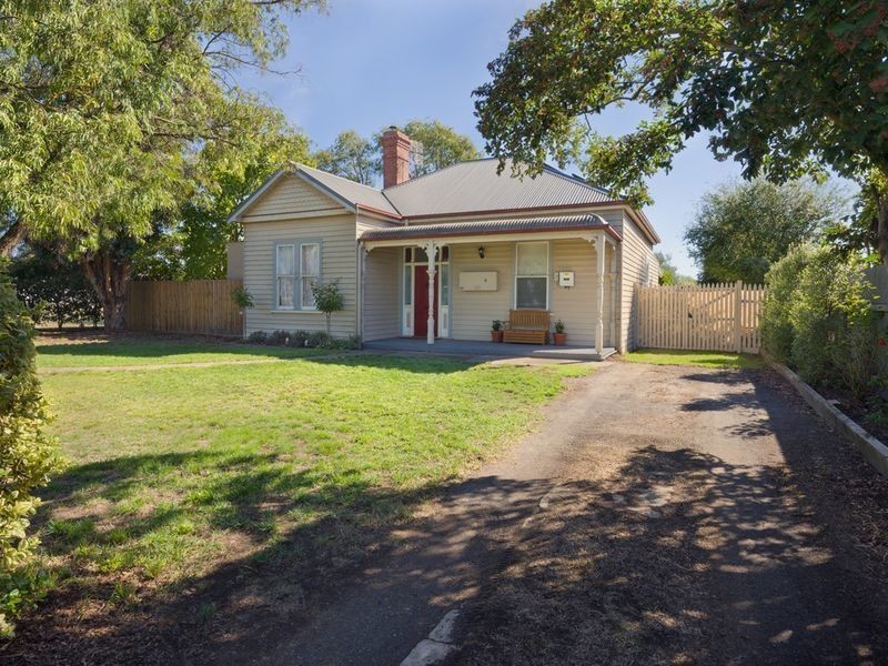 49 Burke Street, Mortlake VIC 3272