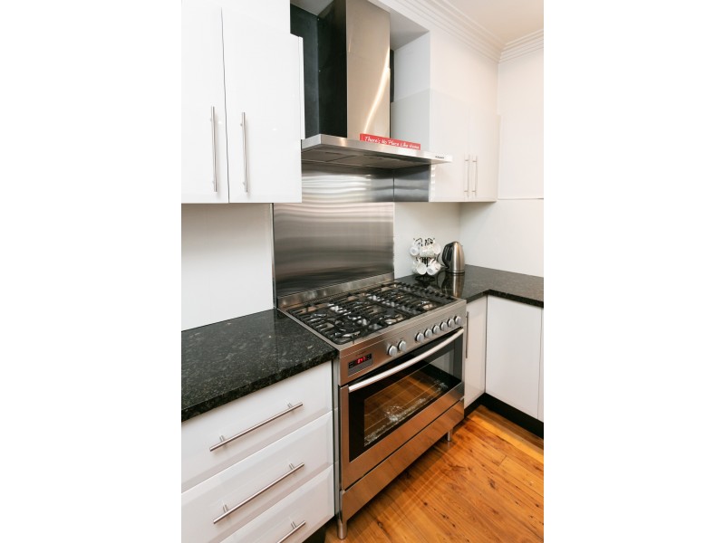 106 Coronation Drive, Orange NSW 2800