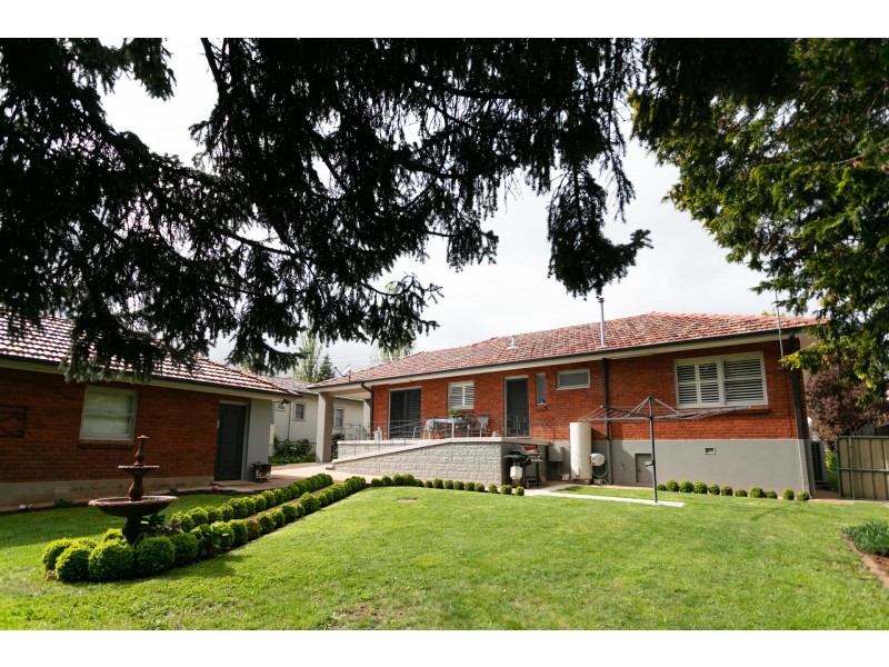 106 Coronation Drive, Orange NSW 2800