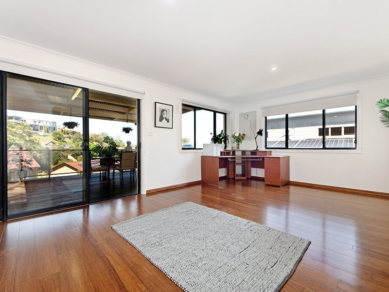 43 Hennessy Lane, Figtree NSW 2525