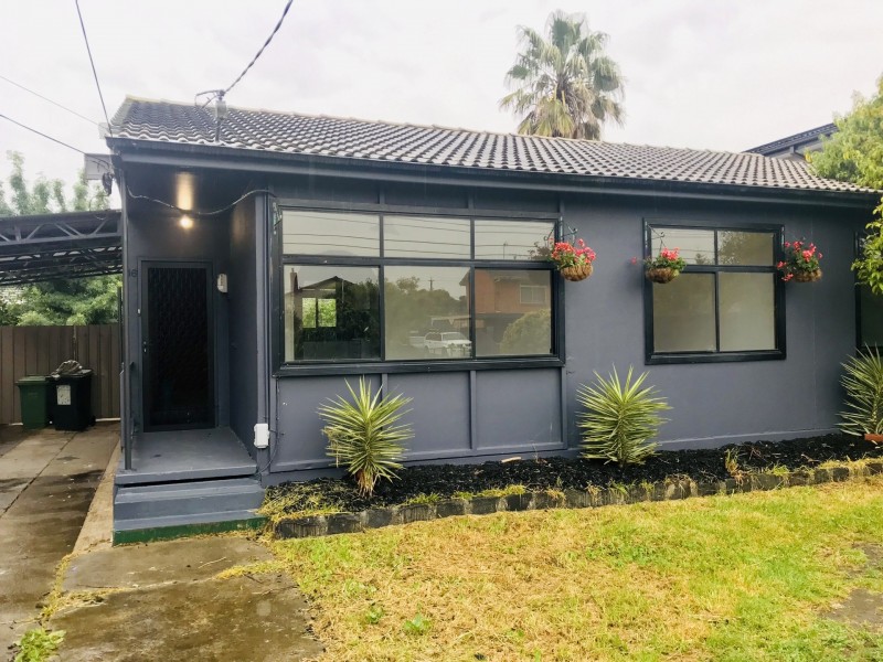 16 Morwell Cres, Dallas VIC 3047