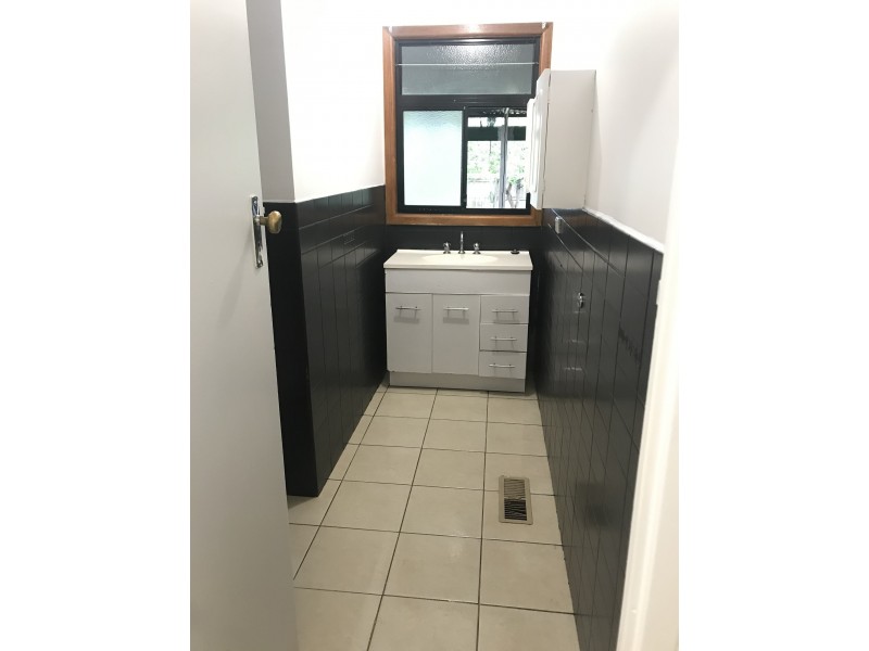 16 Morwell Cres, Dallas VIC 3047