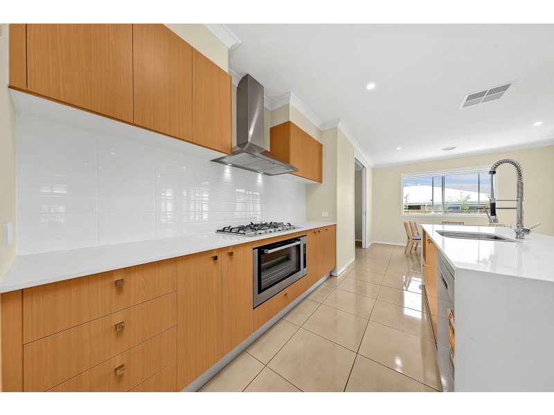 7 Scott Avenue, Torquay VIC 3228