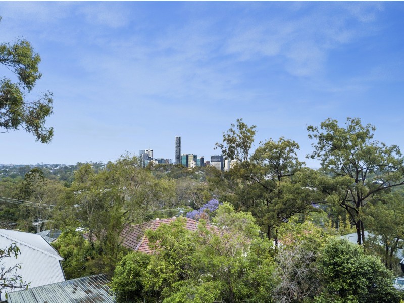 9 Vista Street, Bardon QLD 4065