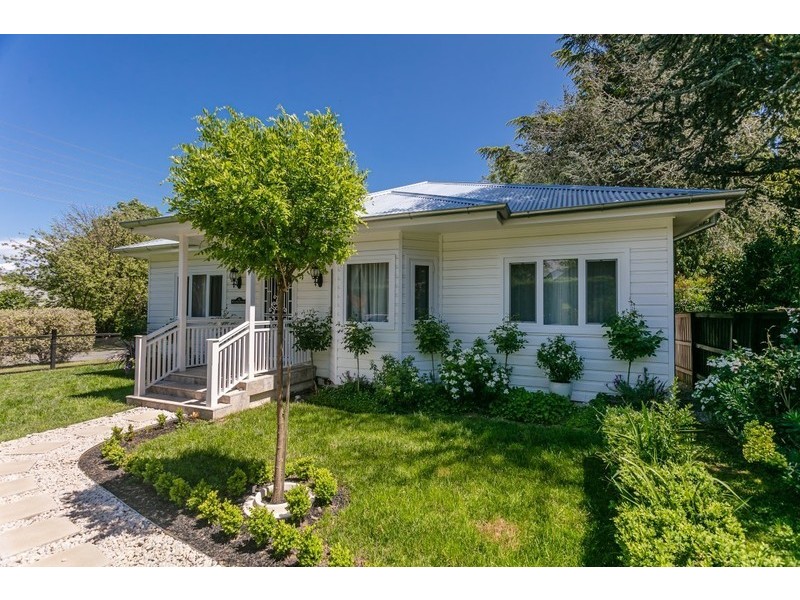 15 Rose Street, Bowral NSW 2576